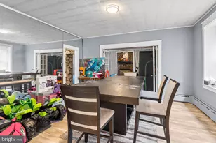 524 E 21st St, Chester, PA 19013 - Photo 12