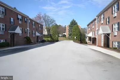 1 Radnor Drive #E4, Newtown Square, PA 19073 - Photo 4