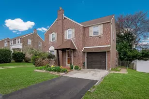 907 Kenwood Rd, Drexel Hill, PA 19026 - Photo 2