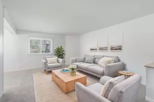 201 Painters Crossing, Chadds Ford, PA 19317 - Photo 2