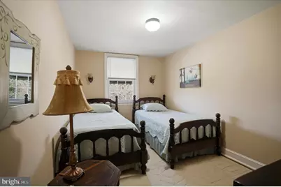 2430 Stoneybrook Lane, Drexel Hill, PA 19026 - Photo 8