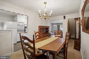 2430 Stoneybrook Ln, Drexel Hill, PA 19026 - Photo 4