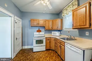 220 W Albemarle Ave, Lansdowne, PA 19050 - Photo 12