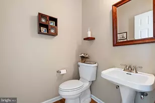 26 Woodside Farm Dr, Garnet Valley, PA 19060 - Photo 44