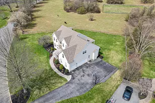 26 Woodside Farm Dr, Garnet Valley, PA 19060 - Photo 14