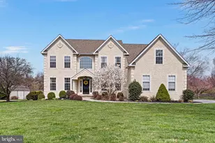 26 Woodside Farm Dr, Garnet Valley, PA 19060 - Photo 16