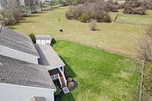 26 Woodside Farm Dr, Garnet Valley, PA 19060 - Photo 8