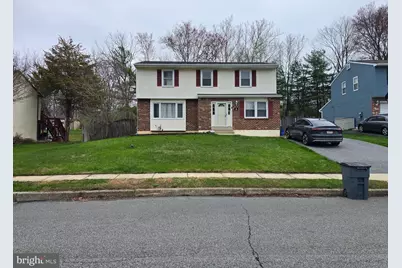 110 Jennifer Way, Upper Chichester, PA 19061 - Photo 2