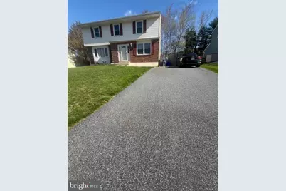 110 Jennifer Way, Upper Chichester, PA 19061 - Photo 2