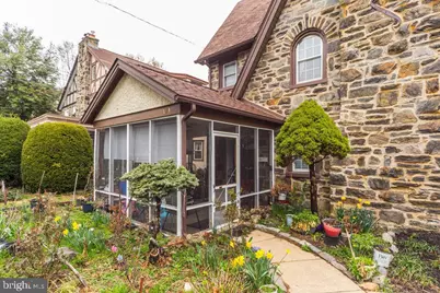 373 Upland Way, Drexel Hill, PA 19026 - Photo 6