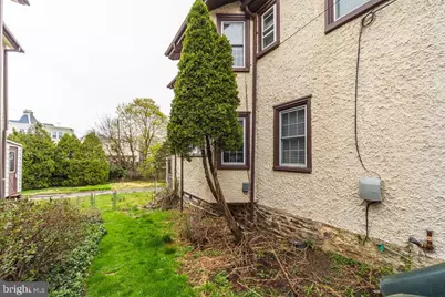 373 Upland Way, Drexel Hill, PA 19026 - Photo 4