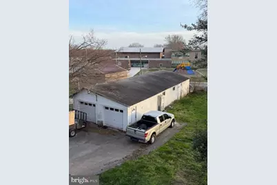 226 E Winona Avenue, Norwood, PA 19074 - Photo 2