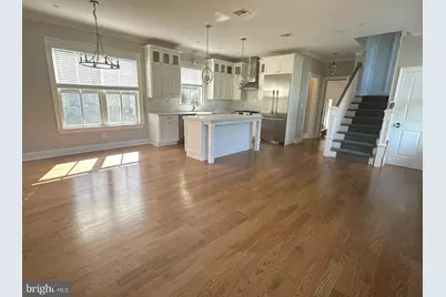 200 W Wayne Avenue #5, Wayne, PA 19087 - Photo 2