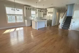 200 W Wayne Ave, Wayne, PA 19087 - Photo 2