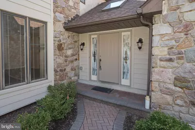 112 Cove Lane, Media, PA 19063 - Photo 2