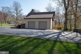 112 Cove Ln, Media, PA 19063 - Photo 44