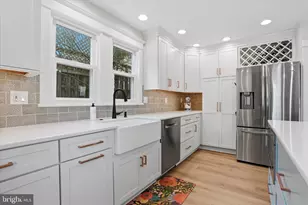 310 Old Forest Rd, Wynnewood, PA 19096 - Photo 18