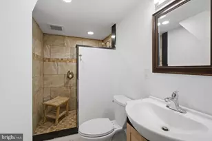 535 Seven Oaks Dr, Clifton Heights, PA 19018 - Photo 24