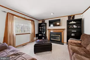 4305 Riders Ln, Upper Chichester, PA 19061 - Photo 10