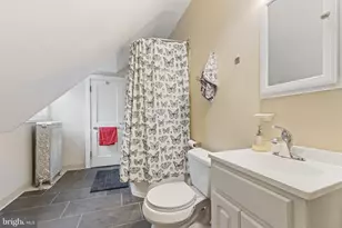 220 S Scott Ave, Glenolden, PA 19036 - Photo 4