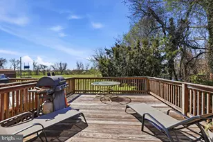 950 Taylor Dr, Folcroft, PA 19032 - Photo 14