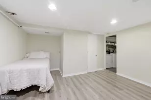 950 Taylor Dr, Folcroft, PA 19032 - Photo 12