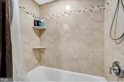 5200 Hilltop Drive #V6, Brookhaven, PA 19015 - Photo 14