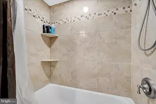 5200 Hilltop Dr, Brookhaven, PA 19015 - Photo 14