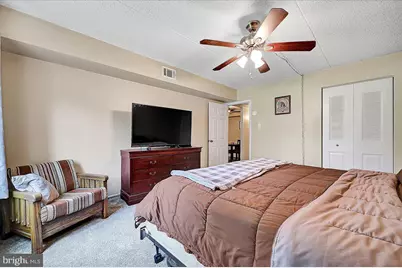 5200 Hilltop Drive #V6, Brookhaven, PA 19015 - Photo 12