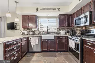 4050 Yorktown Dr, Upper Chichester, PA 19061 - Photo 12