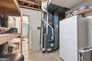 4050 Yorktown Dr, Upper Chichester, PA 19061 - Photo 6