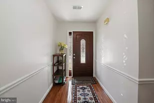 102 Eaton Dr, Wayne, PA 19087 - Photo 2