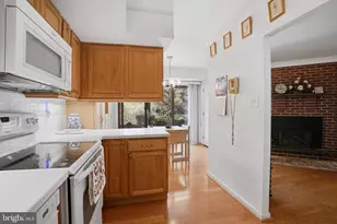 8 Summit Dr, Bryn Mawr, PA 19010 - Photo 16