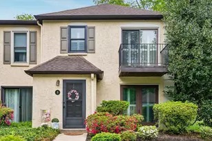 8 Summit Dr, Bryn Mawr, PA 19010 - Photo 1
