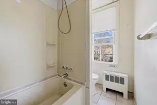 909 Springfield Rd, Darby, PA 19023 - Photo 14