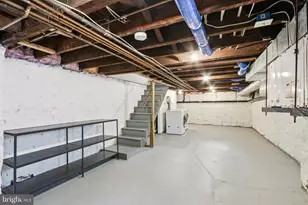 205 N Aberdeen Ave, Wayne, PA 19087 - Photo 32