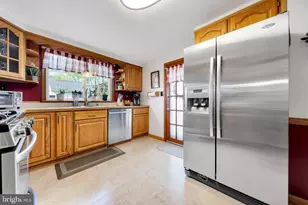 409 Holmes Rd, Morton, PA 19070 - Photo 12