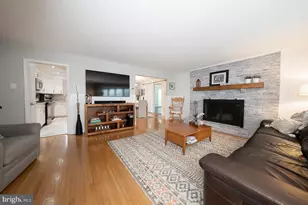 8 Grove Ln, Broomall, PA 19008 - Photo 6