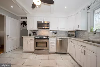 8 Grove Lane, Broomall, PA 19008 - Photo 12