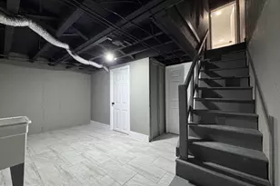 125 W 21st St, Chester, PA 19013 - Photo 6