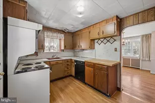 125 S Sproul Rd, Broomall, PA 19008 - Photo 12