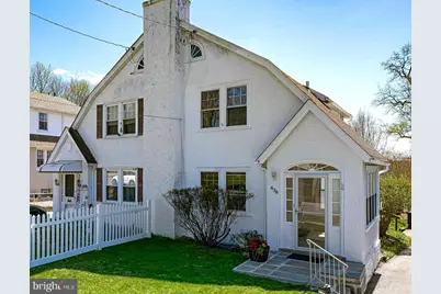 436 Saint Davids Avenue, Wayne, PA 19087 - Photo 2