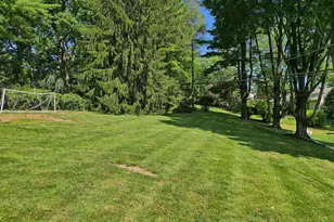 770 Robinhood Rd, Bryn Mawr, PA 19010 - Photo 34