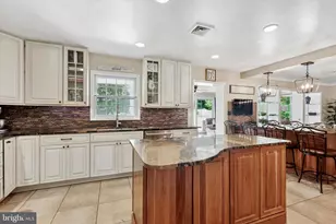 770 Robinhood Rd, Bryn Mawr, PA 19010 - Photo 8