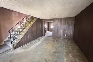 519 S 4th St, Darby, PA 19023 - Photo 2