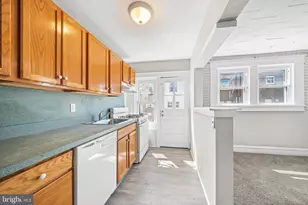 128 Whitely Terrace, Darby, PA 19023 - Photo 12