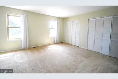 617 Saint Anthony Lane, Upper Darby, PA 19082 - Photo 10