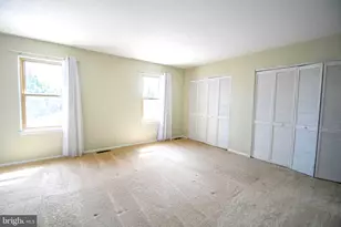 617 St Anthony Ln, Upper Darby, PA 19082 - Photo 10