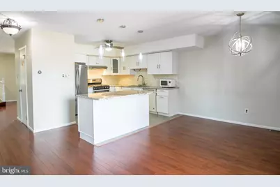 617 Saint Anthony Lane, Upper Darby, PA 19082 - Photo 4