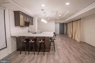 617 St Anthony Ln, Upper Darby, PA 19082 - Photo 8